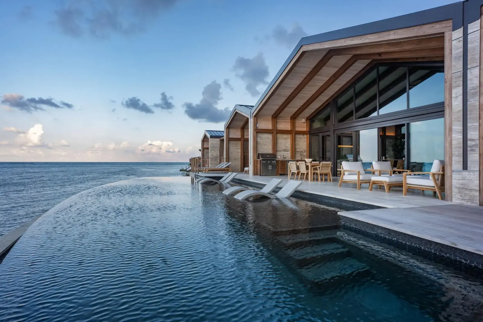 Exquisite Paradise Beachfront Villa with Private Pool