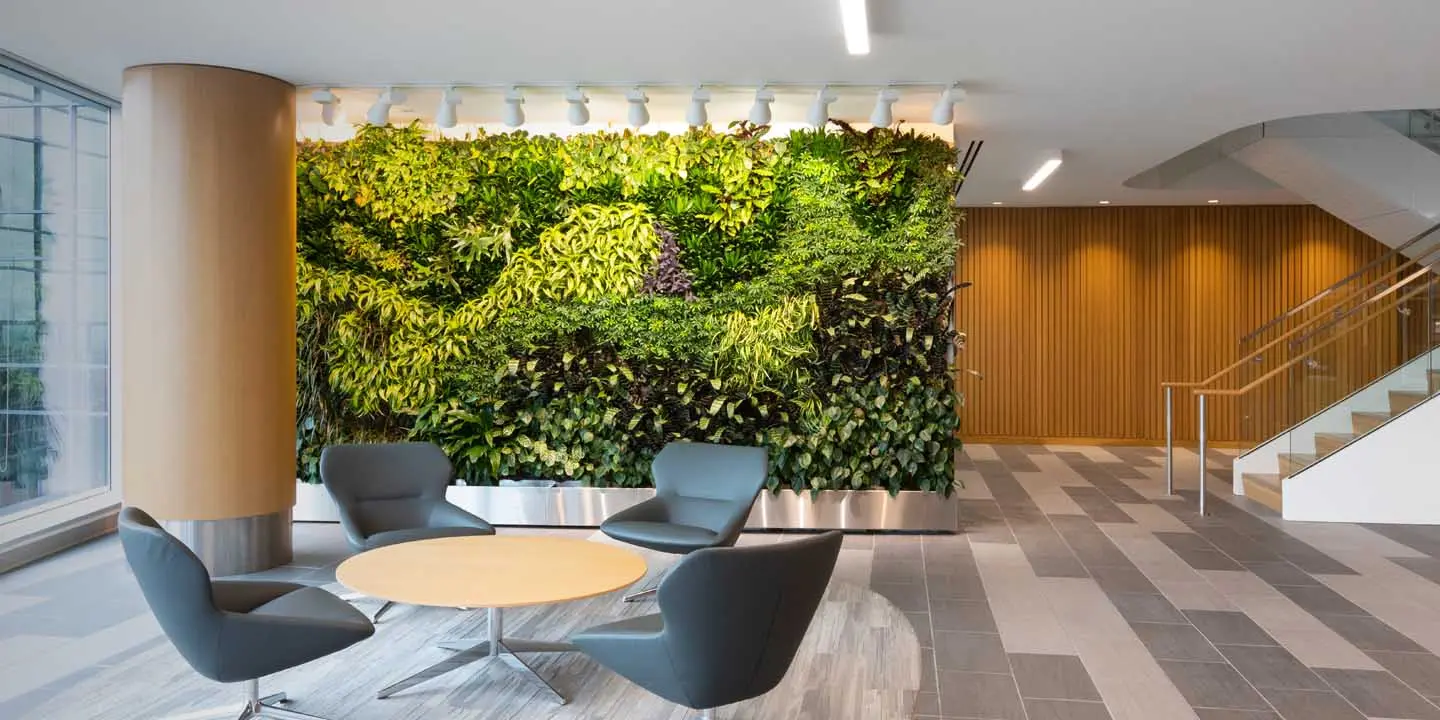 Historic Government Building with Classic Architecture